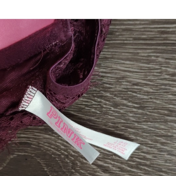 NWOT Victoria Secret Lace Bra - size large - Picture 3 of 3